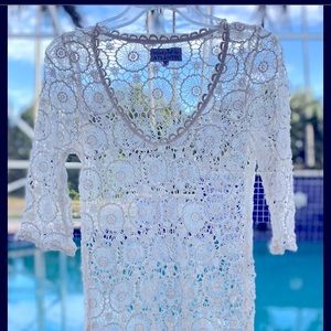 Mud Pie Boho Cover Up Crochet - Cream Color with Gold Trim in size Small